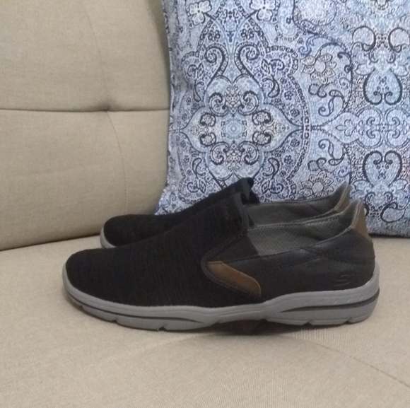 Skechers Harper-Merson loafers black NWOT - Picture 3 of 8